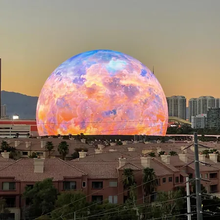 Modern Oasis Steps Away From The Las Vegas Strip